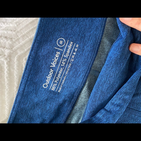 Outdoor Voices 3/4 Legging - Picture 2 of 4